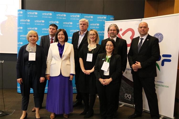 Slika /slike/2023/Vijesti/Organizatori konferencije SKRB2023.JPG